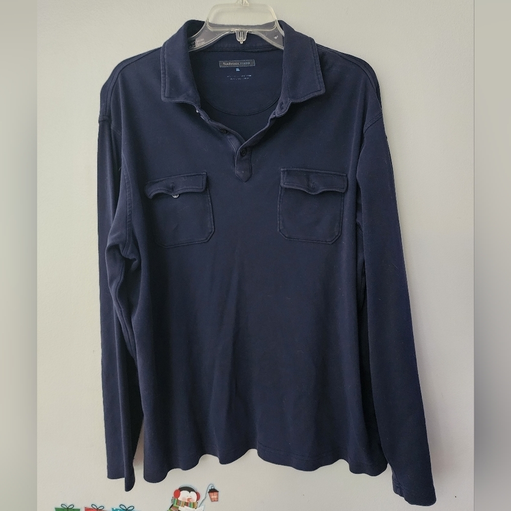 Van Heusen Long Sleeved Shirt Size XL